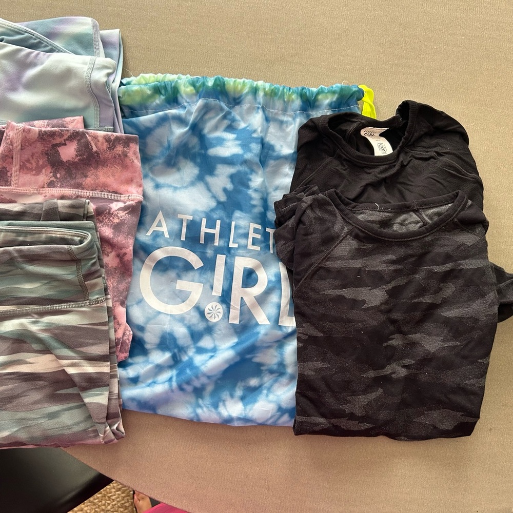 Athleta 3 Leggings and 2 Long Sleeve Tops  - Excellent Condition